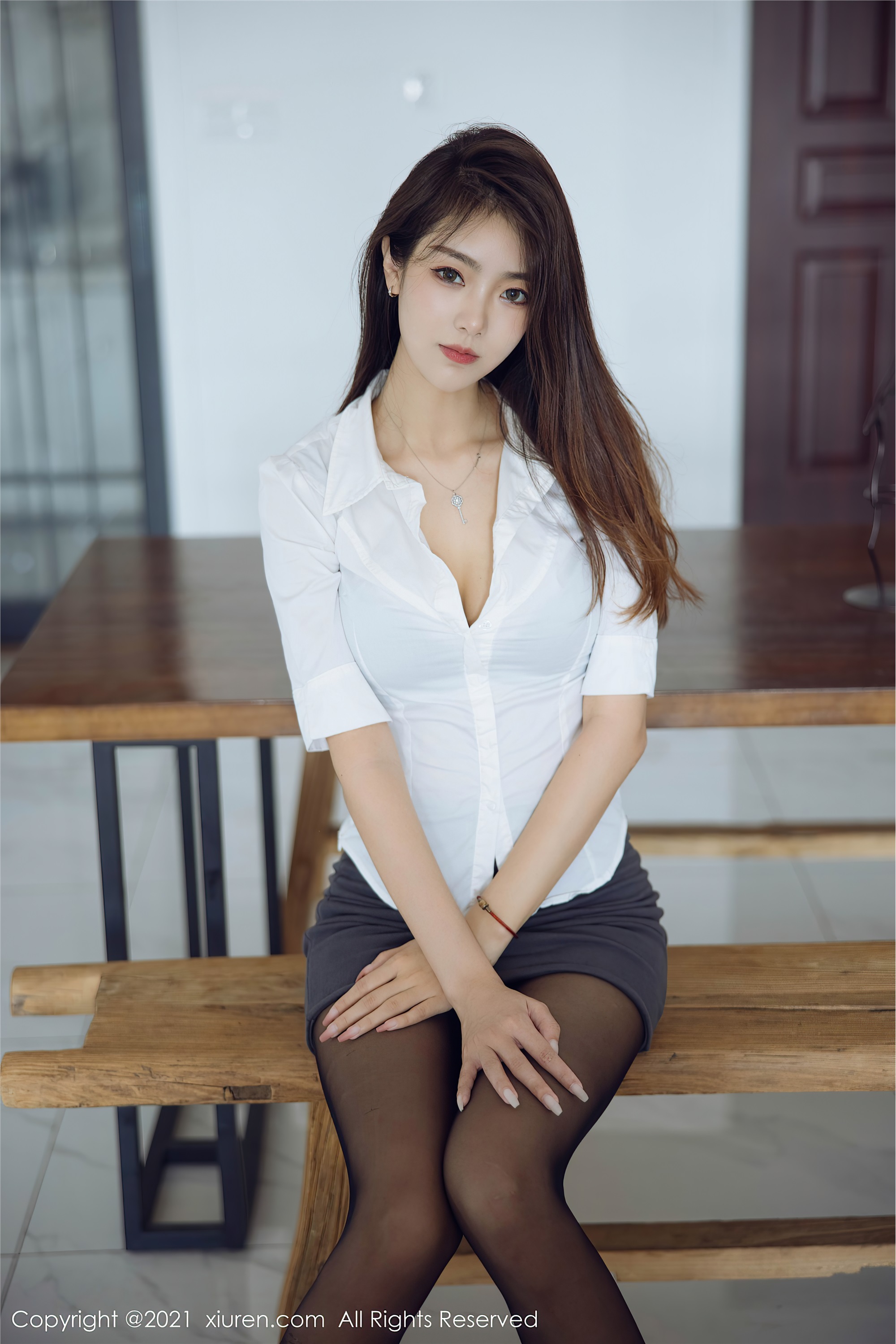 Xiuren秀人网 2021.09.29 NO.4019 可樂Vicky